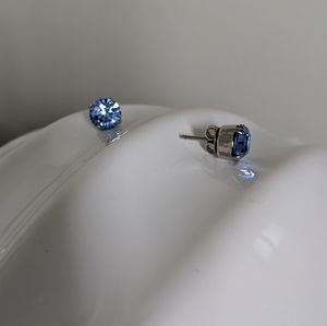 Sabika Stud Earrings